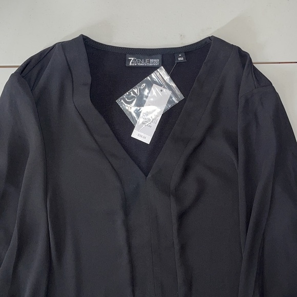 NWT NY & Co Woman’s Blouse Size Medium - Picture 2 of 7